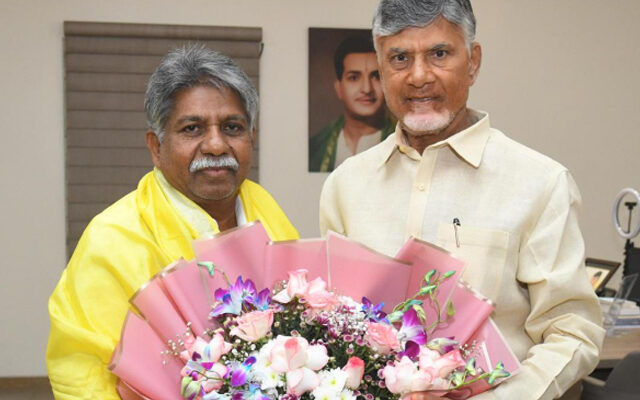 బిజెపి ముద్రతో తన మనిషిని ఎంపీ చేస్తున్న బాబు!