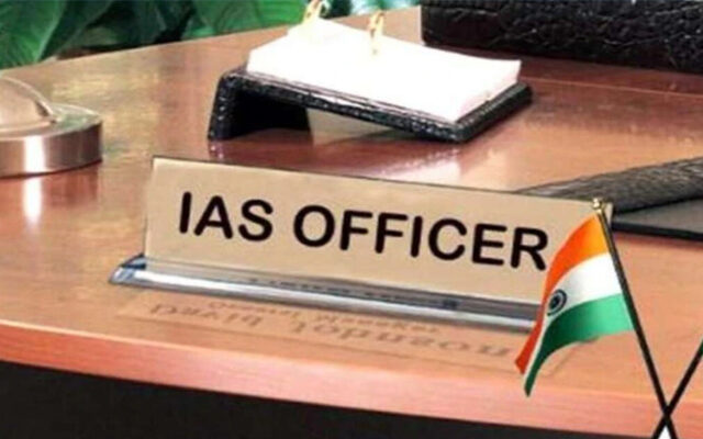 బాబు.. జ‌గ‌న్‌కు ఆ ఐఏఎస్ కోవ‌ర్డ్‌!
